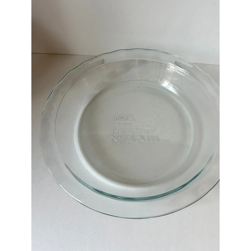 Pyrex 9.5 Inch Clear Glass Fluted Rim Pie Plate Bakeware Dish 24cm 229-V